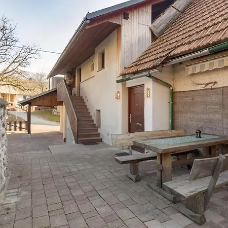 Apartmaji Katja 아파트