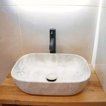 Apartmaji Katja 보히니