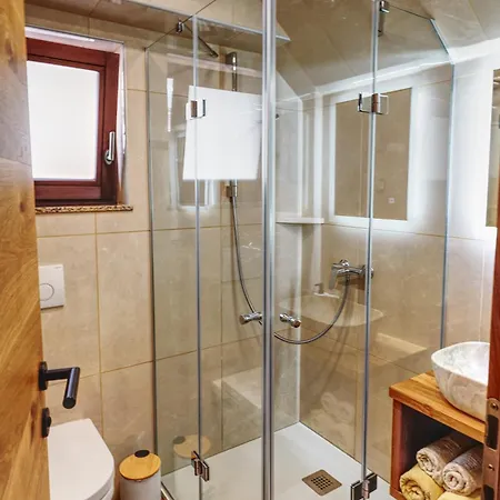 Apartmaji Katja 아파트